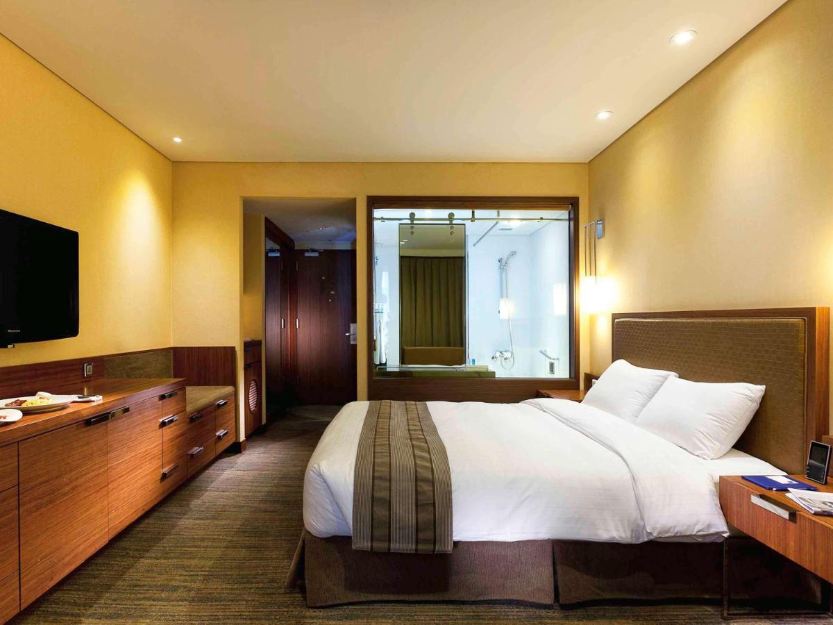 Novotel Ambassador Doksan Seoul Exteriör bild